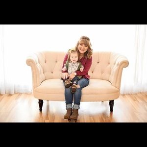 Meet your Posher, Halie